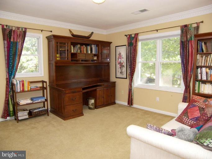 2804 Farm Road Alexandria, VA 22302 - Photo 14 of 20 Bedroom #3