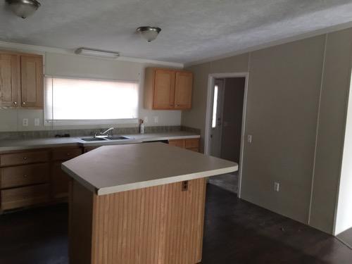396 shady cove road kitchen