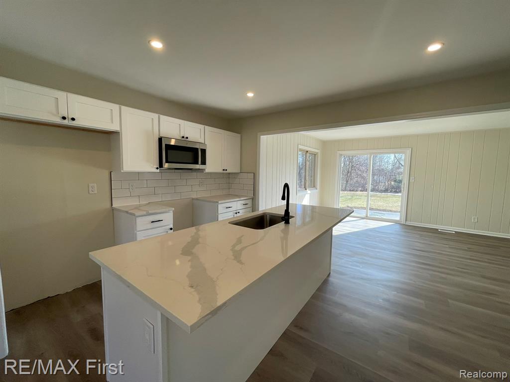 48065 Fuller Road Chesterfield, MI 48051 - Photo 5 of 20