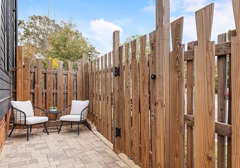 1905 Galt Cmns Kennesaw, GA 30144 - Photo 21 of 28 a view of a balcony with chairs