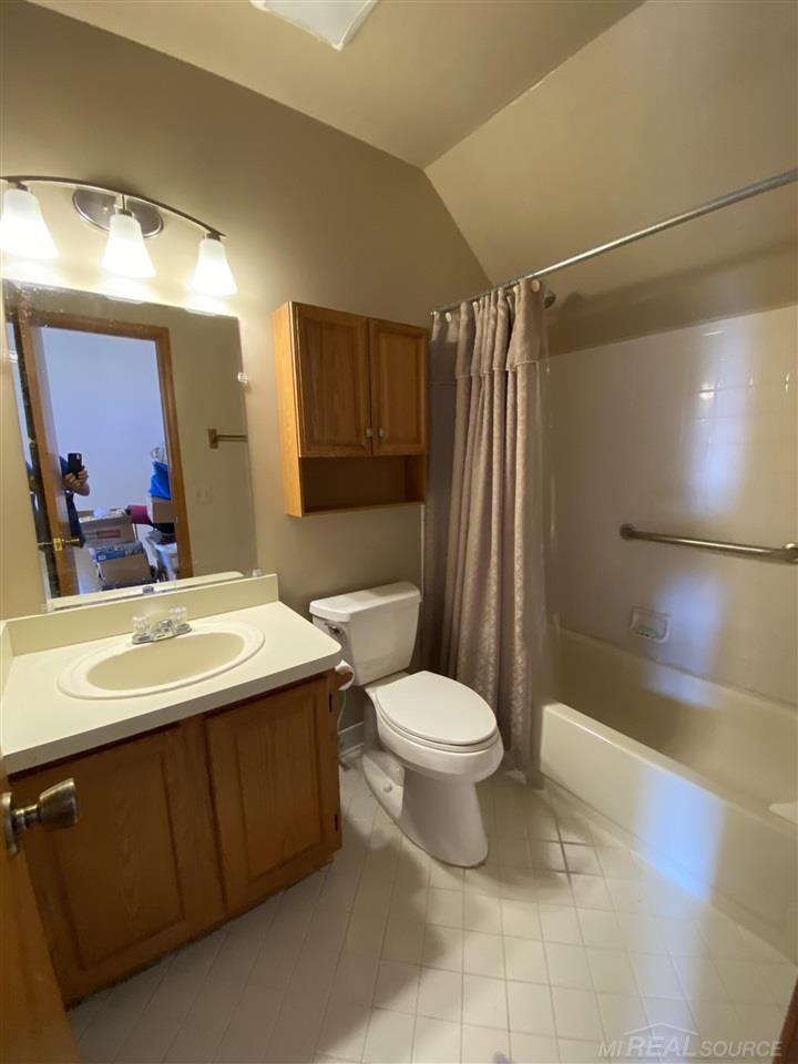 7303 Dyke Road Algonac, MI 48001 - Photo 14 of 25