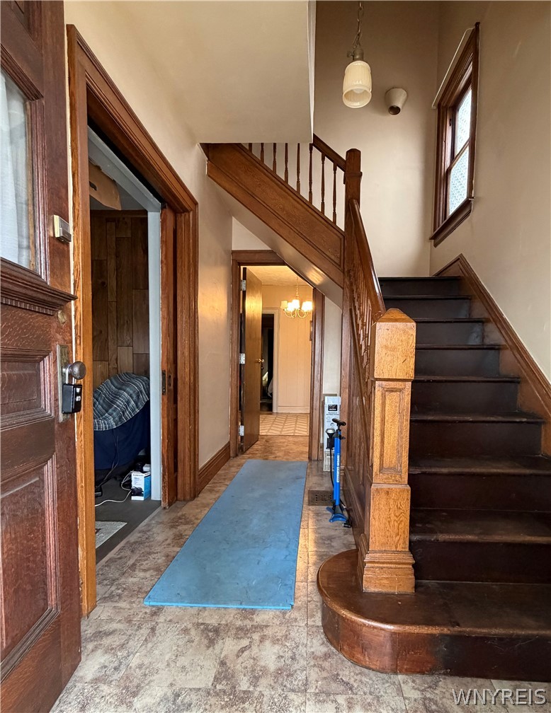 246 Amherst Street Buffalo, NY 14207 - Photo 4 of 24