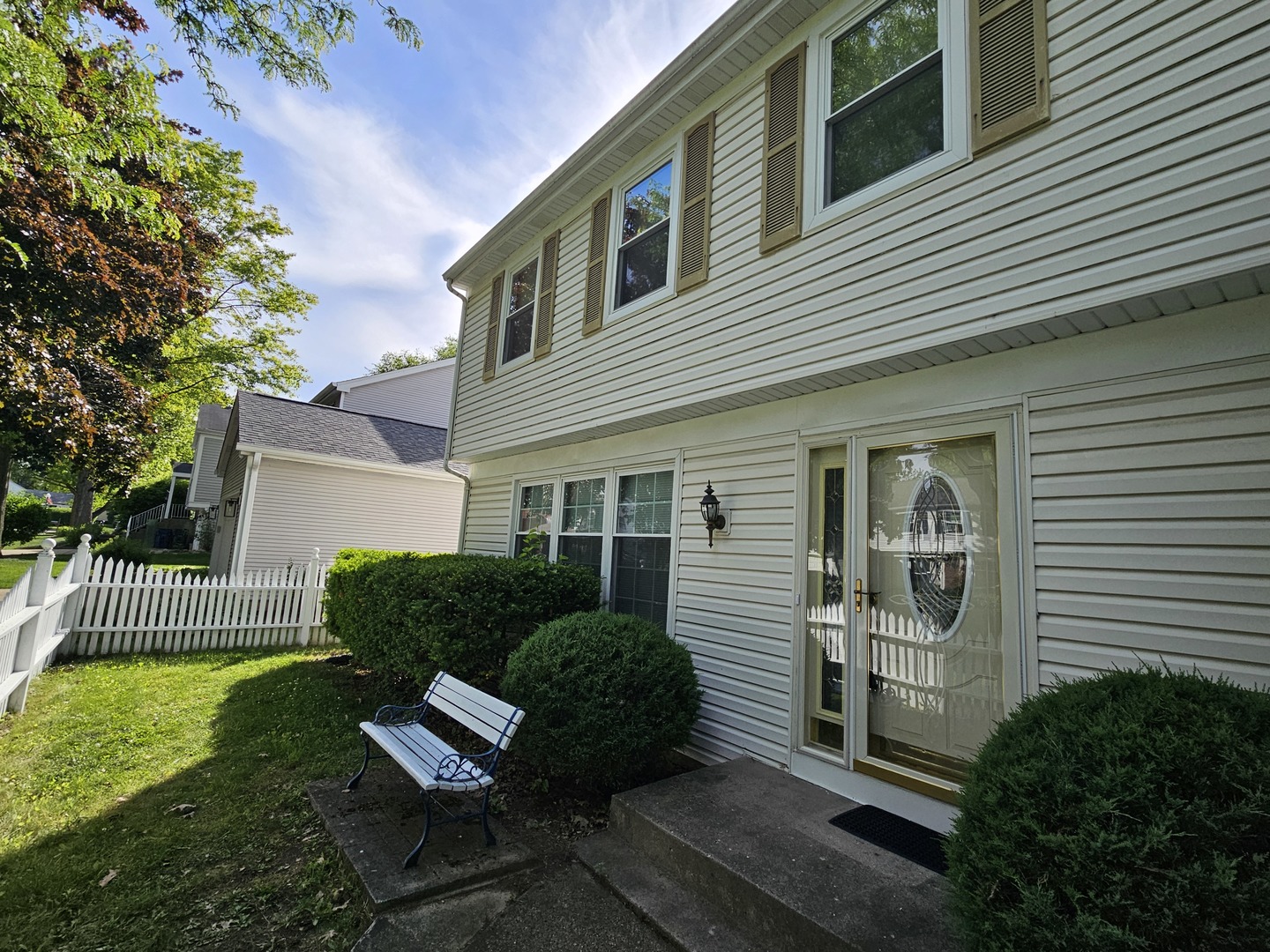 10 Mayflower Road Vernon Hills, IL 60061 - Photo 2 of 30