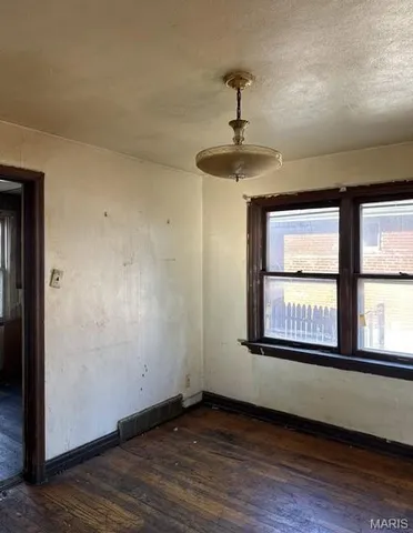 $59,900 | 6821 Primrose Avenue, St. Louis, MO 63133