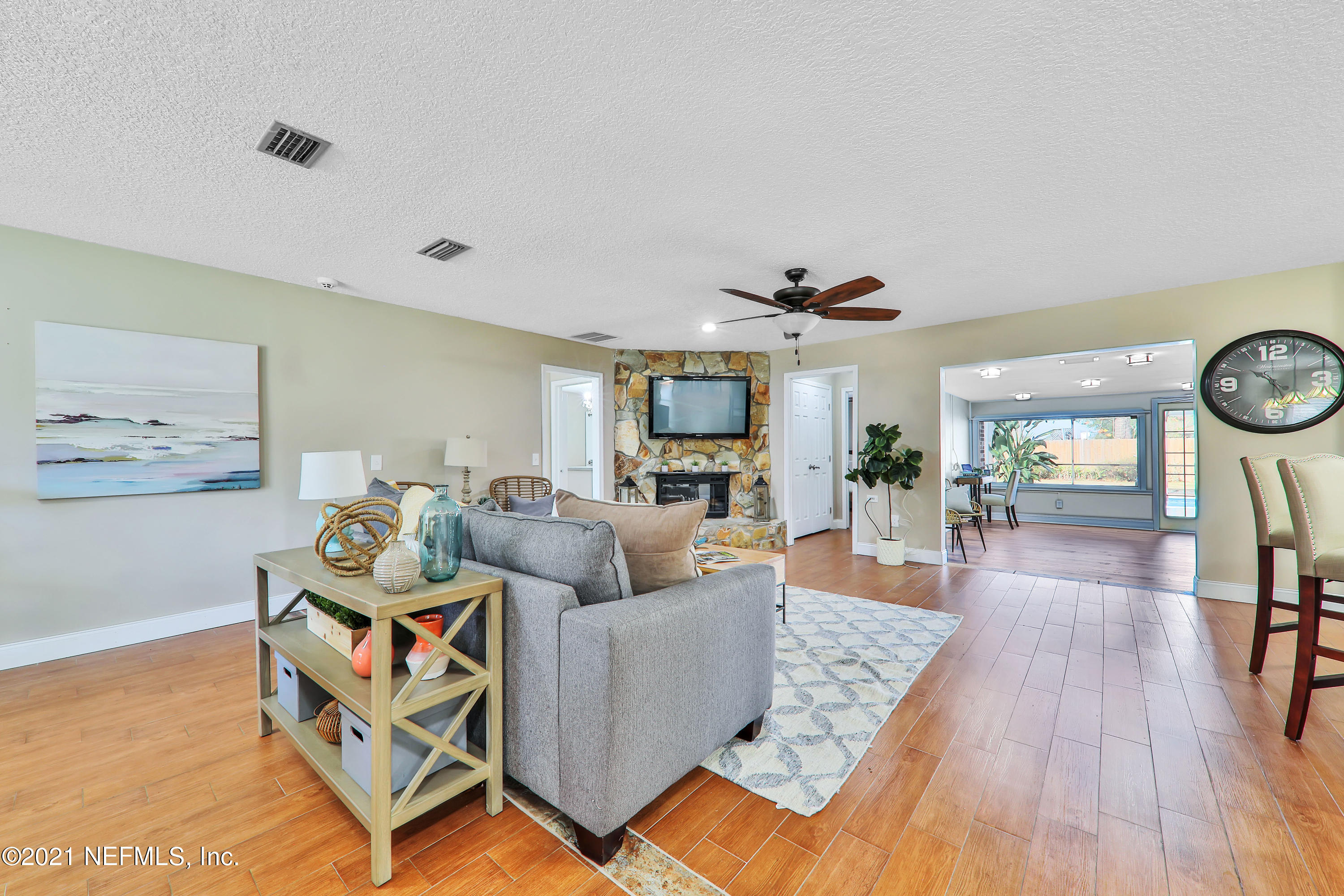 573 Rockingham Road Orange Park, FL 32073 - Photo 3 of 35 Living Area 2