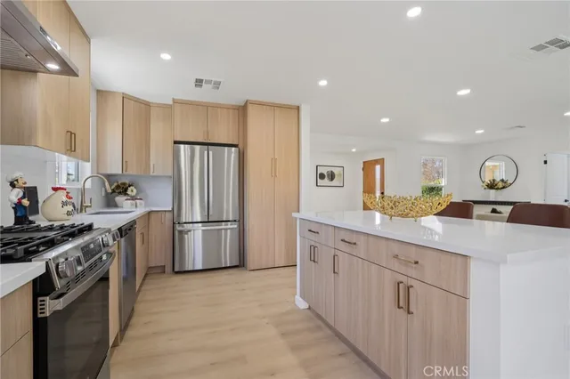 $999,950 | 16817 Index Street, Granada Hills, CA 91344
