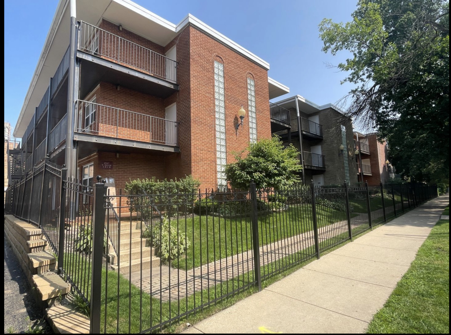 4537 North Dover Street, Unit 2H Chicago, IL 60640 - Photo 2 of 21