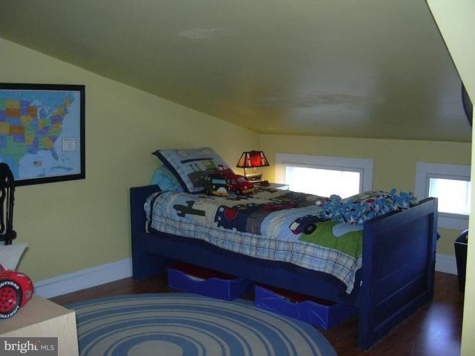 739 Overbrook Road Baltimore, MD 21212 - Photo 14 of 22 SECOND BEDROOM