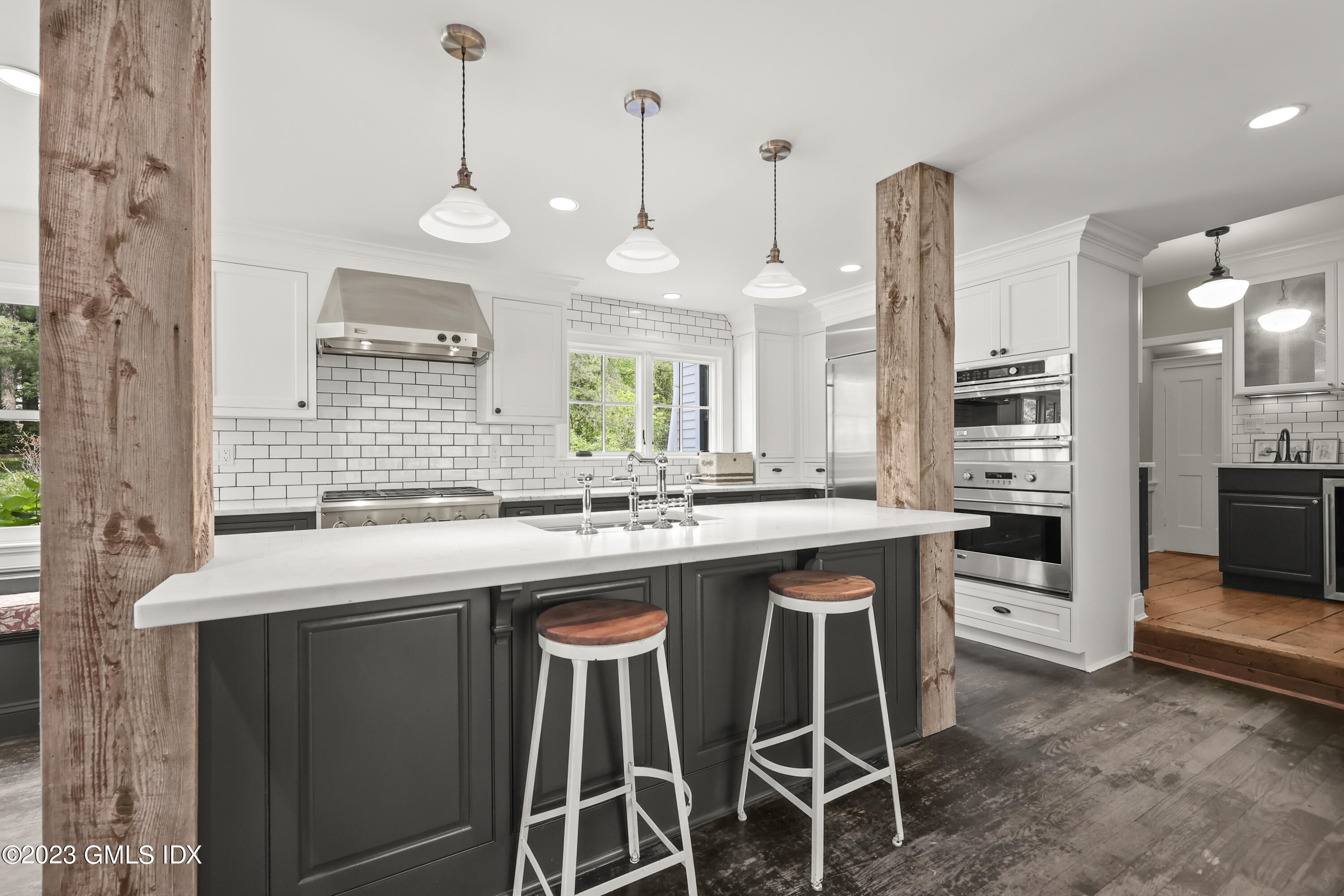 276 East Middle Patent Road Greenwich, CT 06831 - Photo 9 of 25 276 E Middle Patent Rd-print-012-011-012