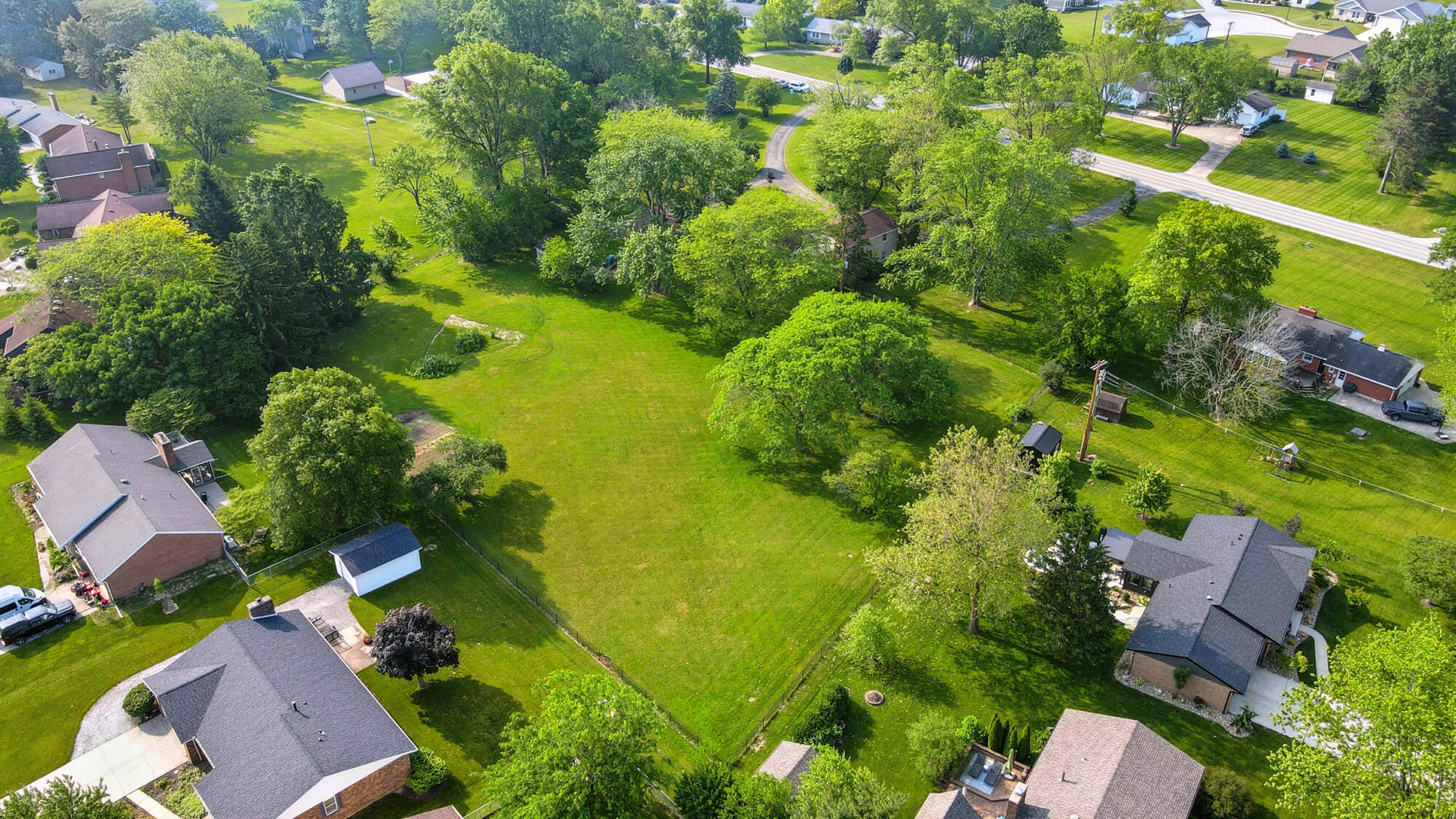1010 Glynwood Road Wapakoneta, OH 45895 - Photo 3 of 49