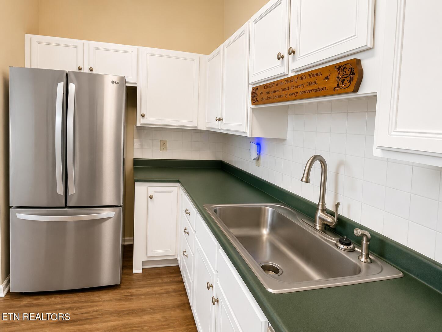 3319 Laurel View Road Knoxville, TN 37917 - Photo 12 of 19 B2DEC221-74DD-4BC9-BC1B-961C5262751E
