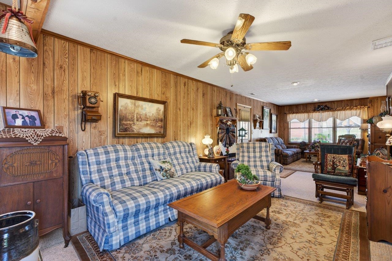 9625 Town Hall Road McGaheysville, VA 22840 - Photo 14 of 65