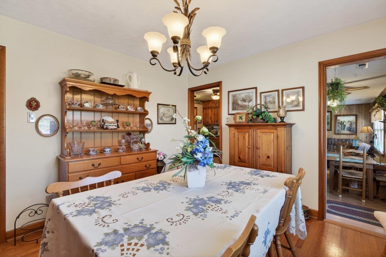 9625 Town Hall Road McGaheysville, VA 22840 - Photo 22 of 65 a view of a dining room with furniture