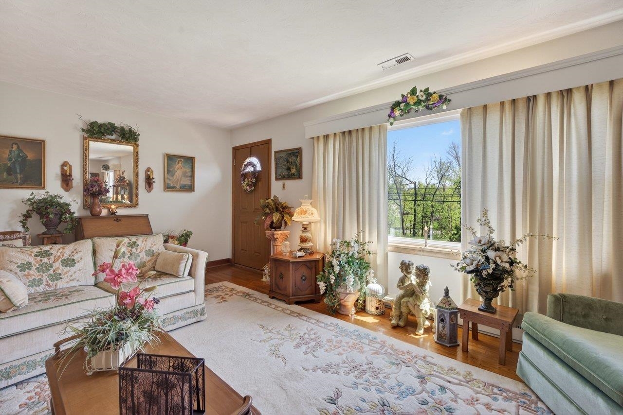 9625 Town Hall Road McGaheysville, VA 22840 - Photo 10 of 65 a living room with furniture and a large window