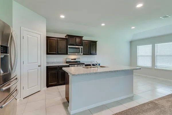 $1,900 | 16413 Milwaukee Street, Justin, TX 76247