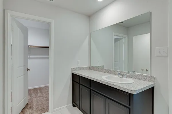 $1,900 | 16413 Milwaukee Street, Justin, TX 76247