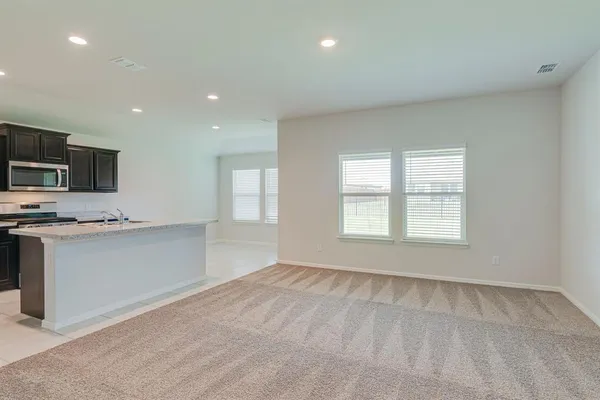 $1,900 | 16413 Milwaukee Street, Justin, TX 76247