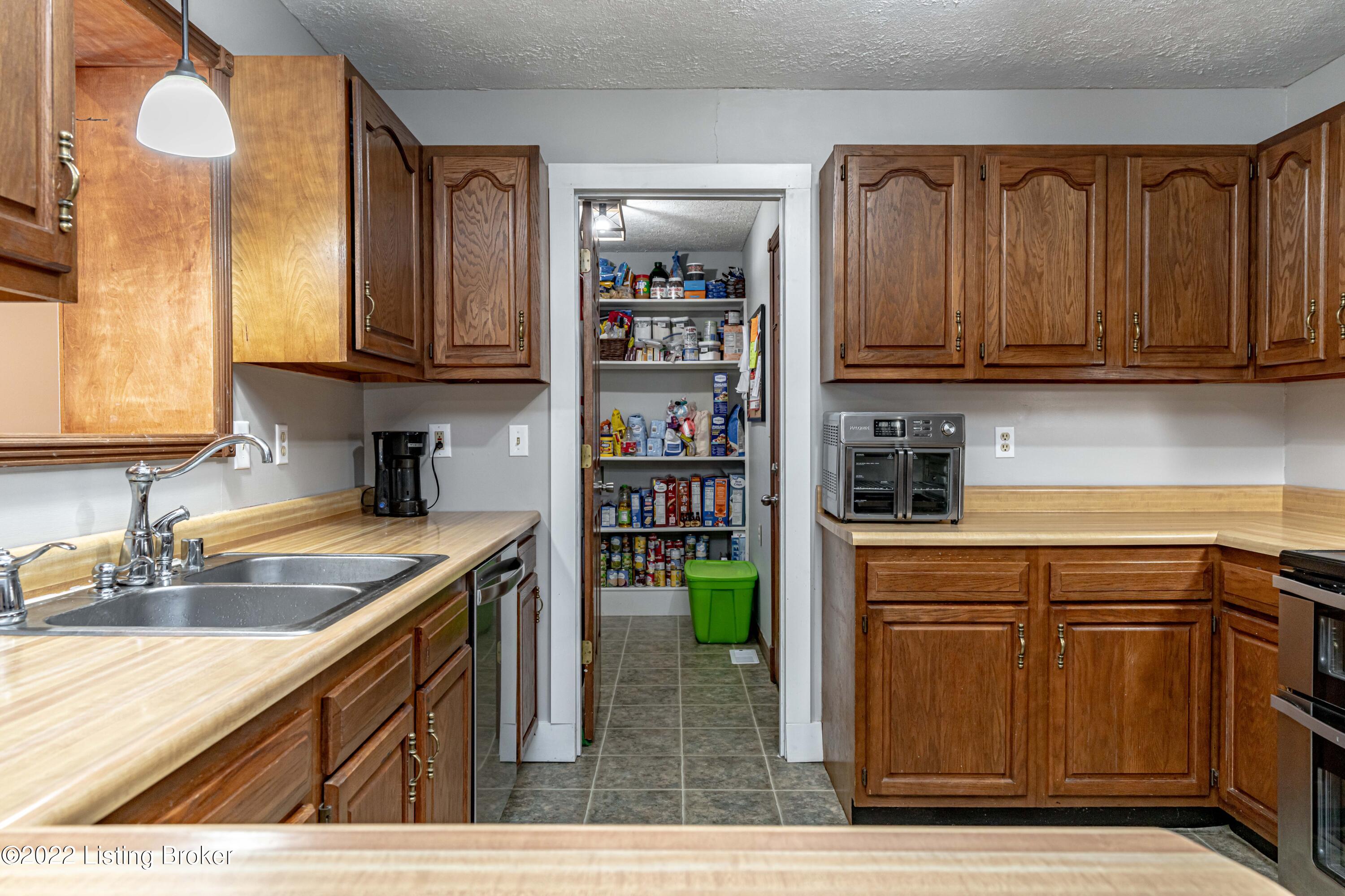 166 Crow Hollow Road Leitchfield, KY 42754 - Photo 18 of 107 DSC01080