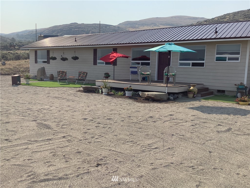3570 Spring Canyon Road Grand Coulee, WA 99133 - Photo 1 of 20 Gallery Image 1