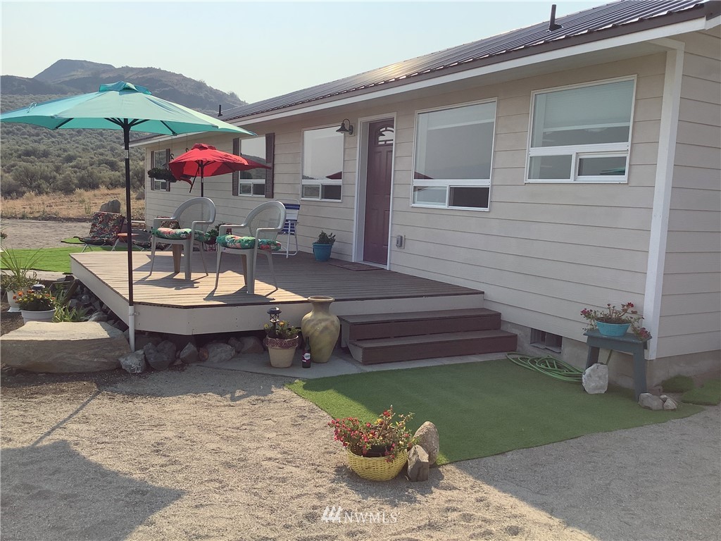 3570 Spring Canyon Road Grand Coulee, WA 99133 - Photo 2 of 20 Gallery Image 2