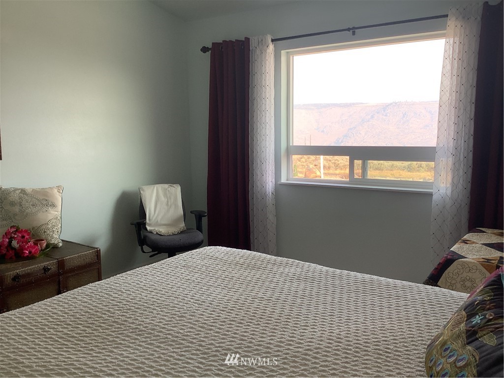 3570 Spring Canyon Road Grand Coulee, WA 99133 - Photo 14 of 20 Gallery Image 14