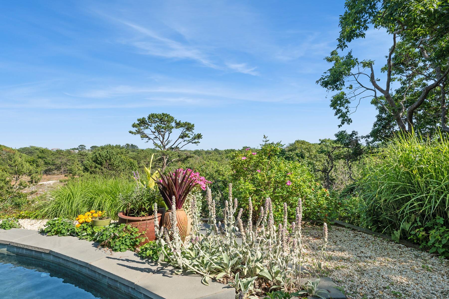 237 Bluff Road Amagansett, NY 11930 - Photo 16 of 19 Gallery Image 16