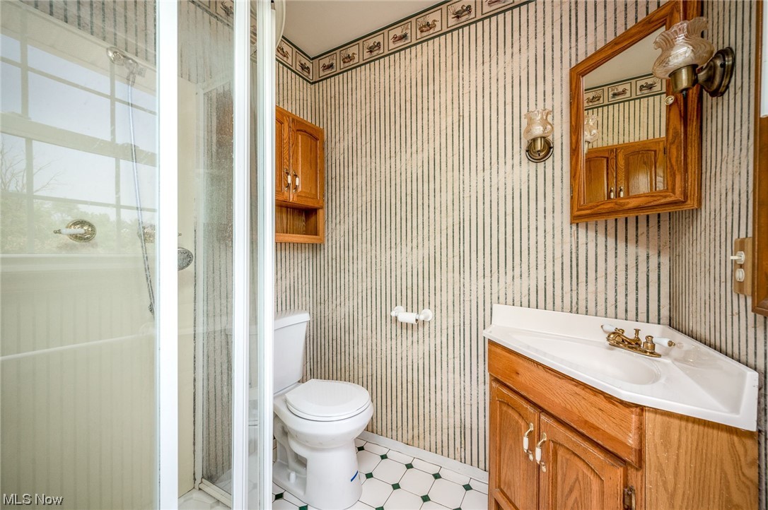 5781 Wolff Road Medina, OH 44256 - Photo 12 of 28 Master Bathroom