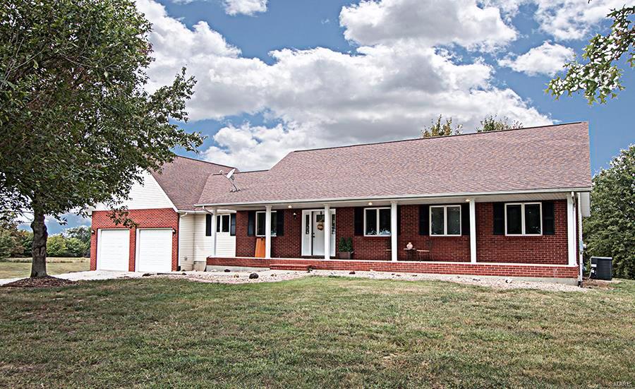 12963 Deer Run Road Highland, IL 62249 - Photo 3 of 58