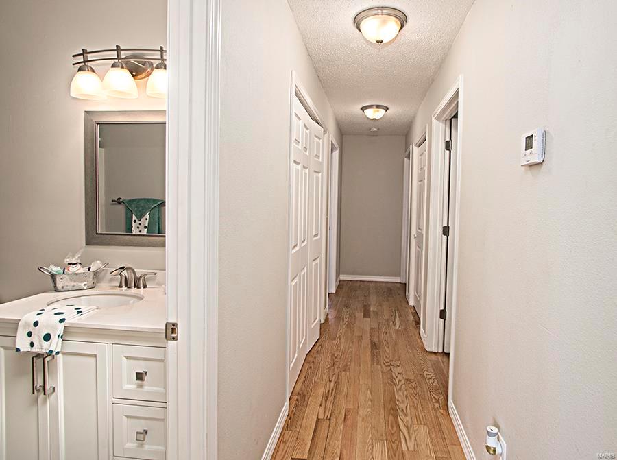 12963 Deer Run Road Highland, IL 62249 - Photo 31 of 58