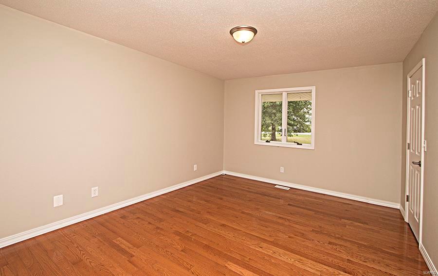12963 Deer Run Road Highland, IL 62249 - Photo 32 of 58