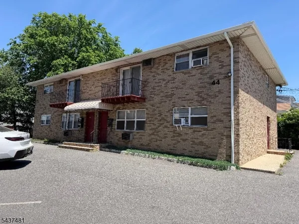 $299,900 | 44 Burgh Avenue, Clifton, NJ 07011