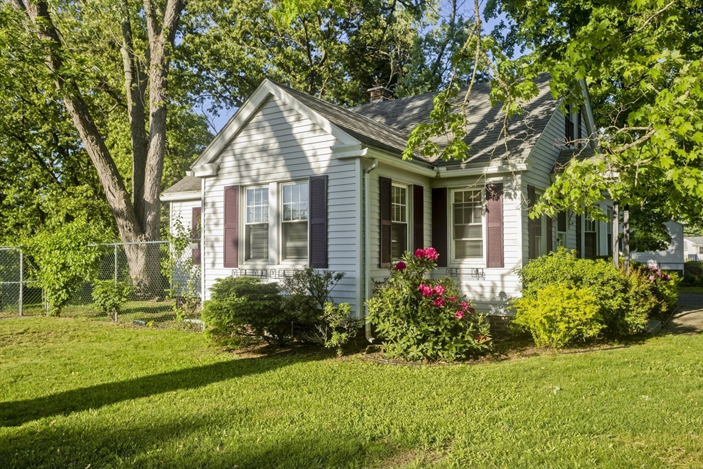 1350 Wilbraham Road Springfield, MA 01119 - Photo 35 of 35 a front view of a house with garden