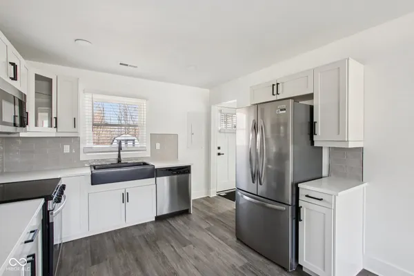 $225,000 | 21 North Devon Avenue, Indianapolis, IN 46219