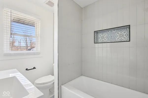 $225,000 | 21 North Devon Avenue, Indianapolis, IN 46219