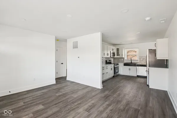 $225,000 | 21 North Devon Avenue, Indianapolis, IN 46219