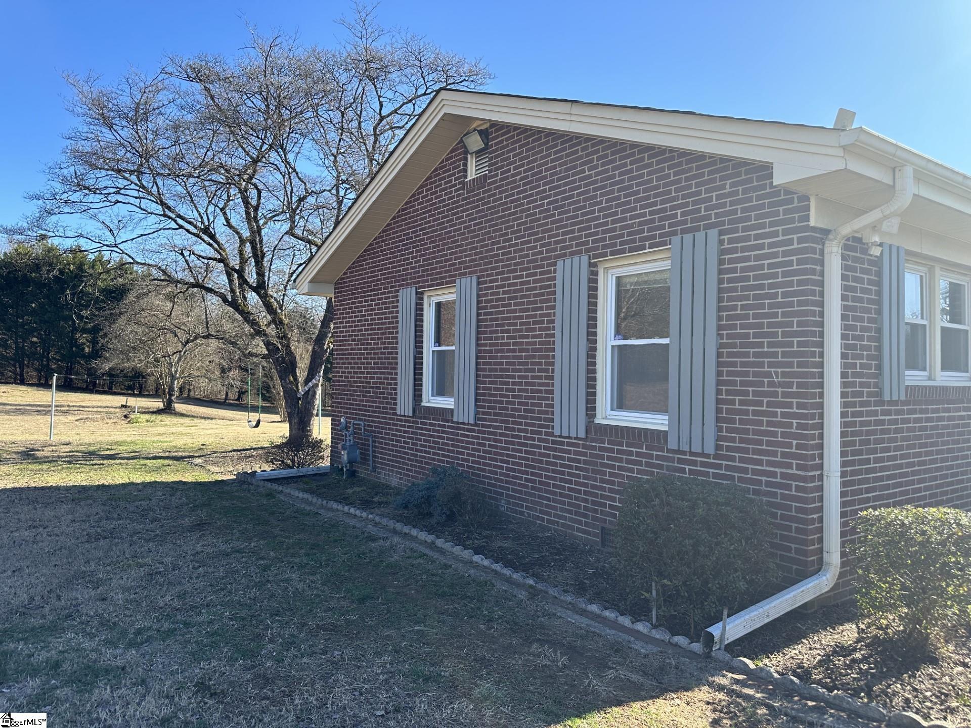 601 Old Pendleton Road Greenville, SC 29611 - Photo 2 of 17 Gallery Image 2