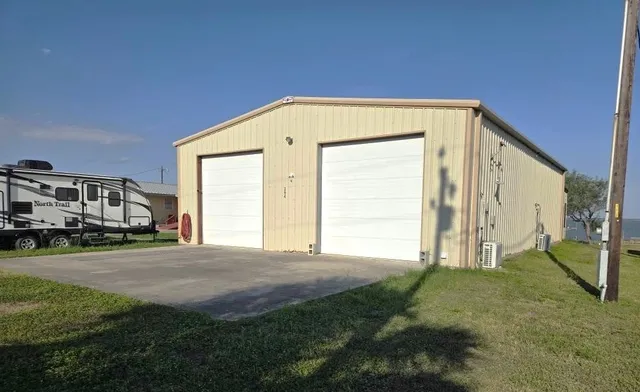 $474,900 | 394 Bayside Estates, Riviera, TX 78379