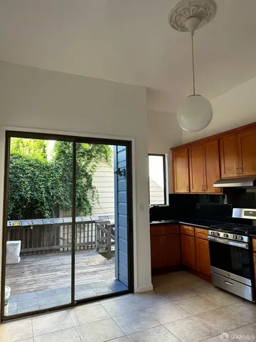$4,000 | 1202 Treat Avenue, San Francisco, CA 94110