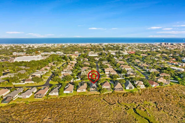 a view of living room and furniture