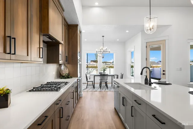 $799,900 | 82 East Jarvis Street, Meridian, ID 83642