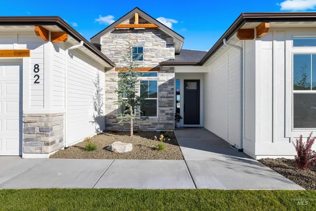 $799,900 | 82 East Jarvis Street, Meridian, ID 83642