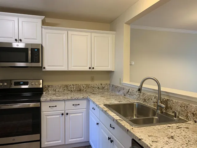 $2,250 | 2400 Eilers Lane, Unit 1501, Lodi, CA 95242