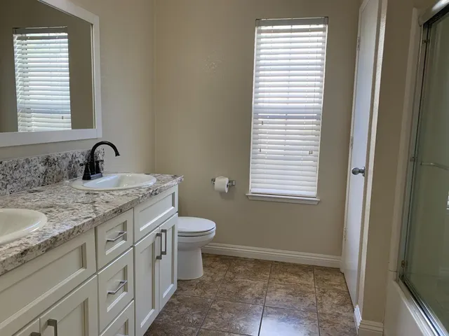 $2,250 | 2400 Eilers Lane, Unit 1501, Lodi, CA 95242