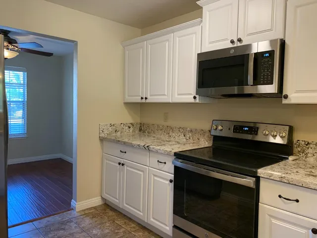 $2,250 | 2400 Eilers Lane, Unit 1501, Lodi, CA 95242
