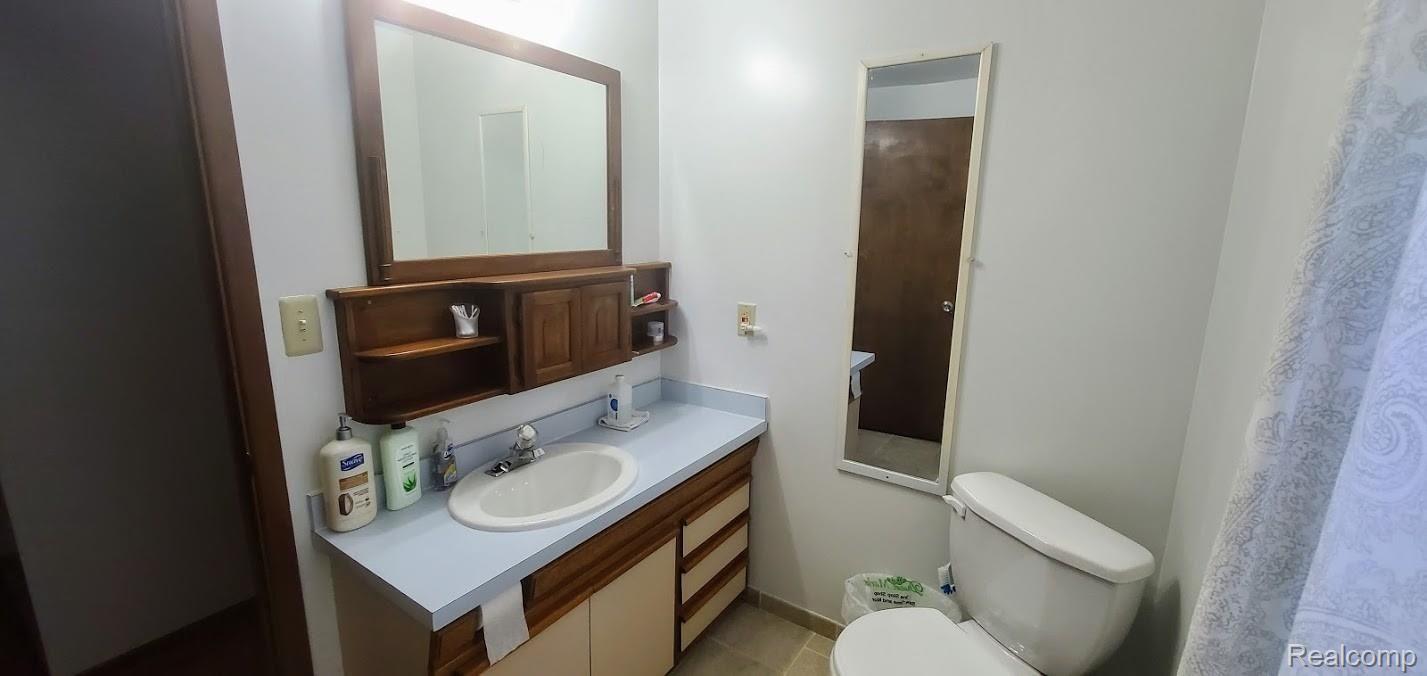 2083 Orpington Road Troy, MI 48083 - Photo 18 of 20 20200717_140031.jpg