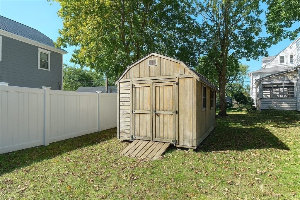 96-98 Chubbuck Street, Unit 96 Quincy, MA 02169 - Photo 24 of 35