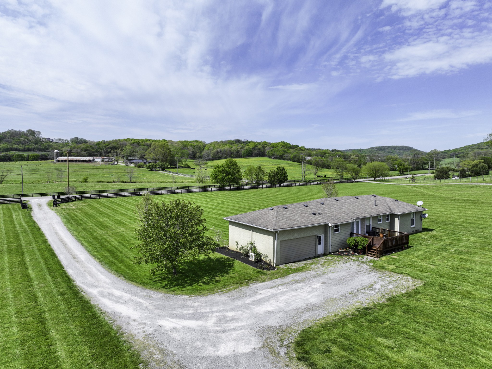 6865 Flat Creek Road College Grove, TN 37046 - Photo 11 of 66