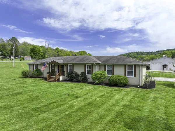 $1,199,900 | 6865 Flat Creek Road, College Grove, TN 37046