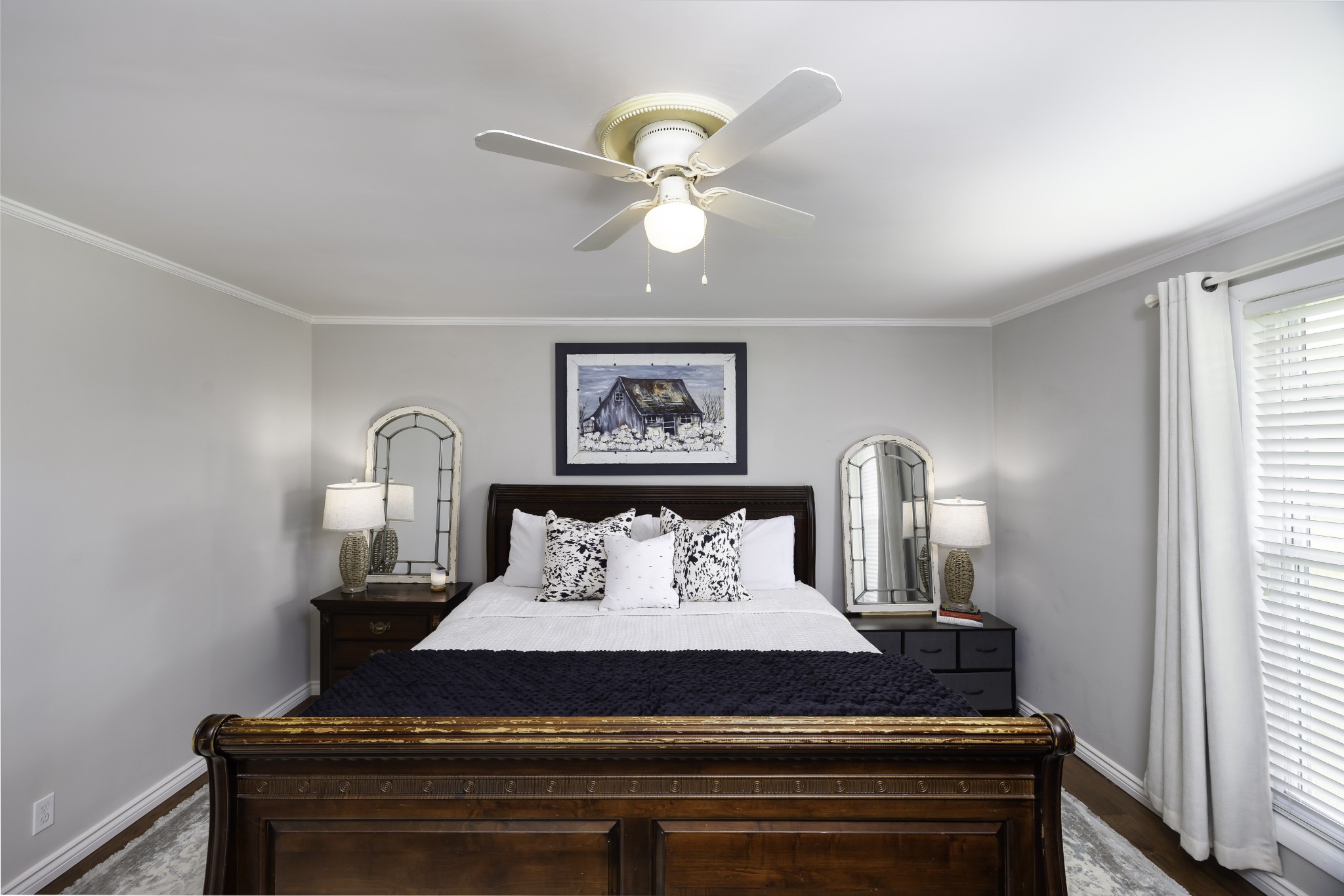 6865 Flat Creek Road College Grove, TN 37046 - Photo 38 of 66 a view of a piano in a room