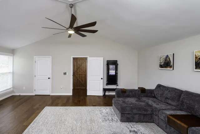 $1,299,000 | 6865 Flat Creek Road, College Grove, TN 37046